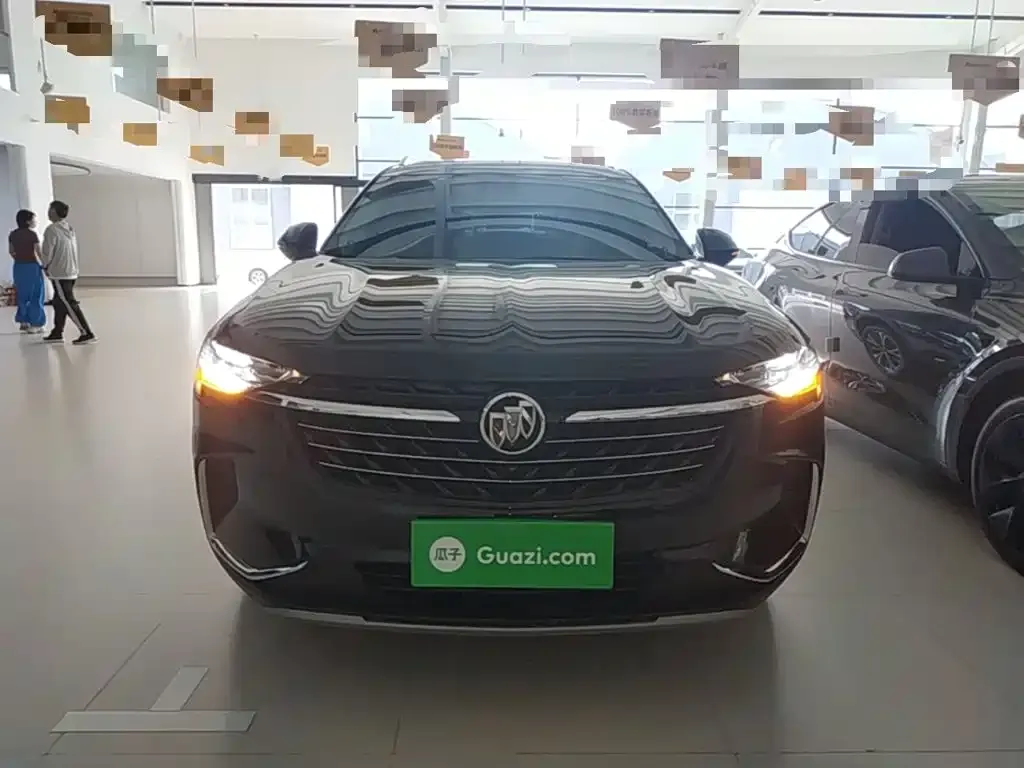 Buick Envision Plus — фото 2