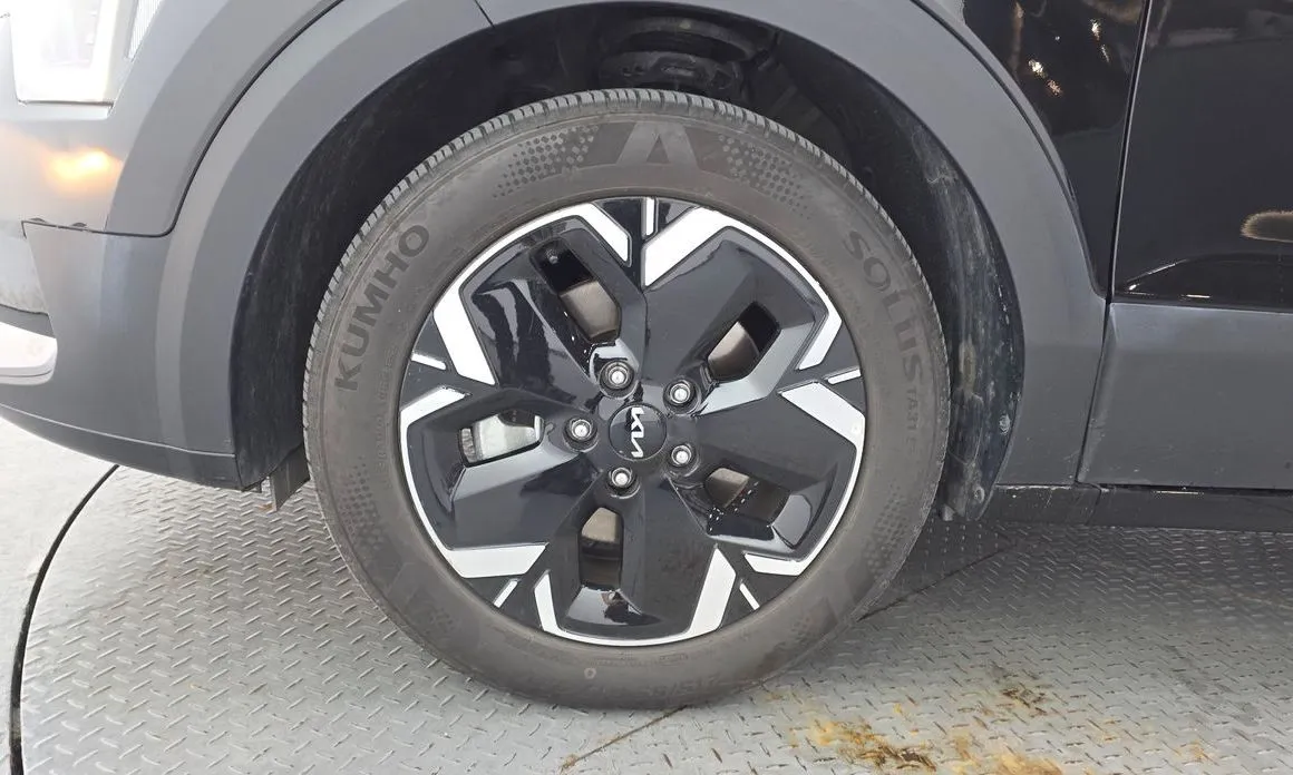 Kia Niro — фото 10