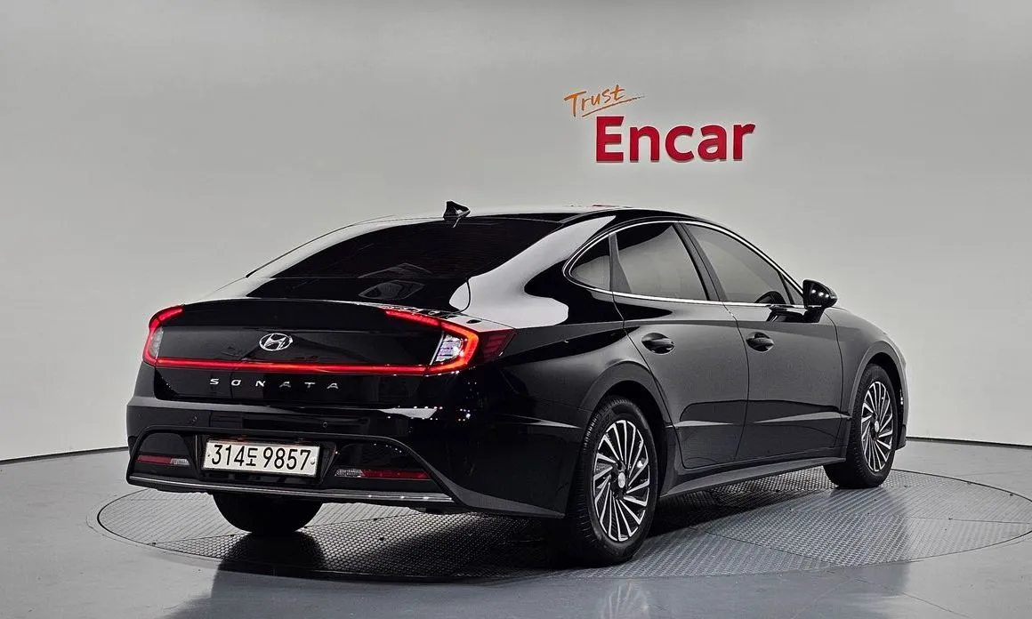 Hyundai Sonata 2023 из KR, фото 2