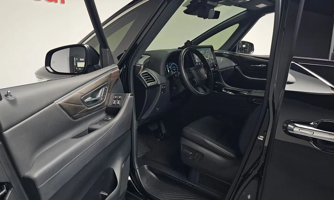 Toyota Alphard 2024 из KR, фото 10