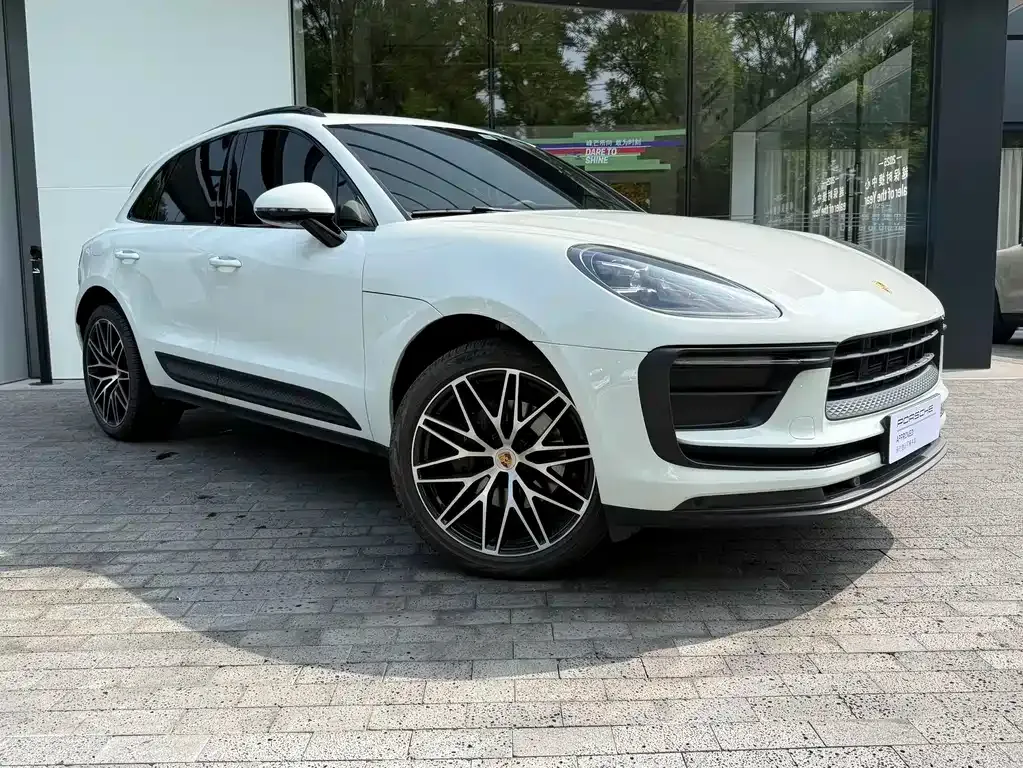 Porsche Macan — фото 5