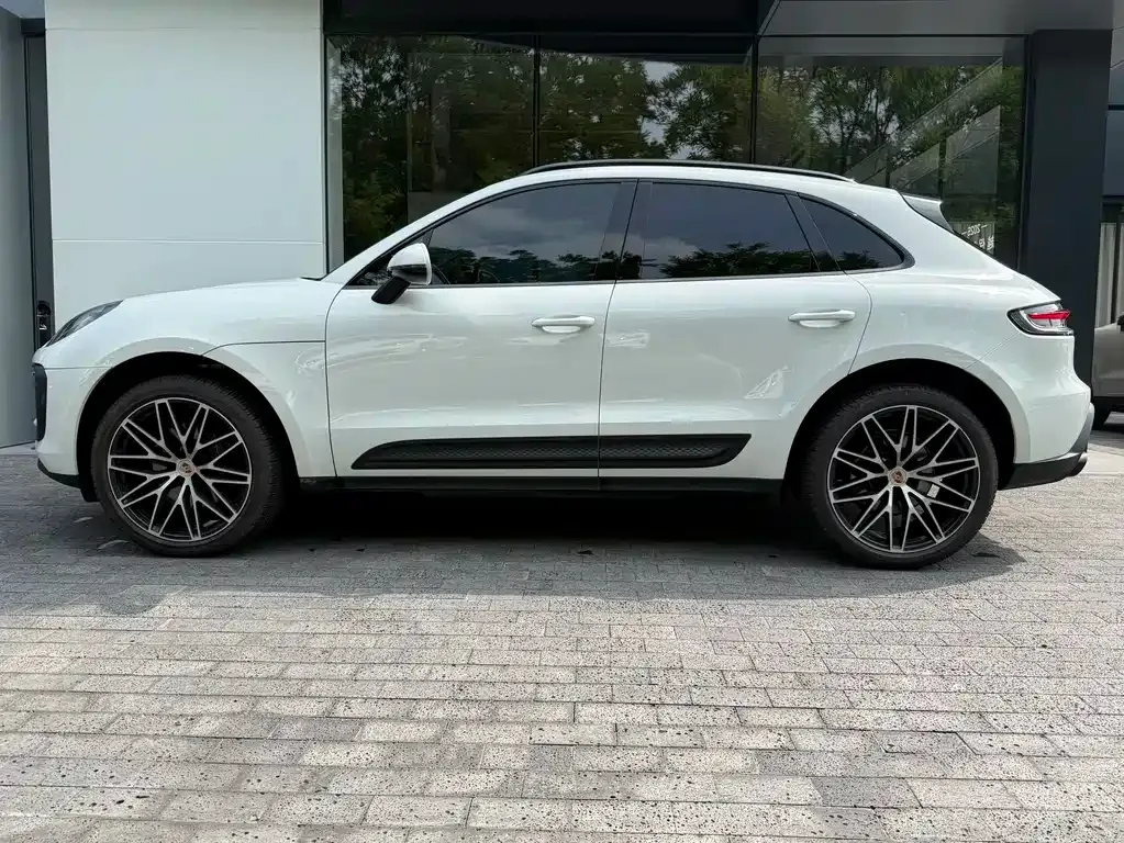 Porsche Macan — фото 8