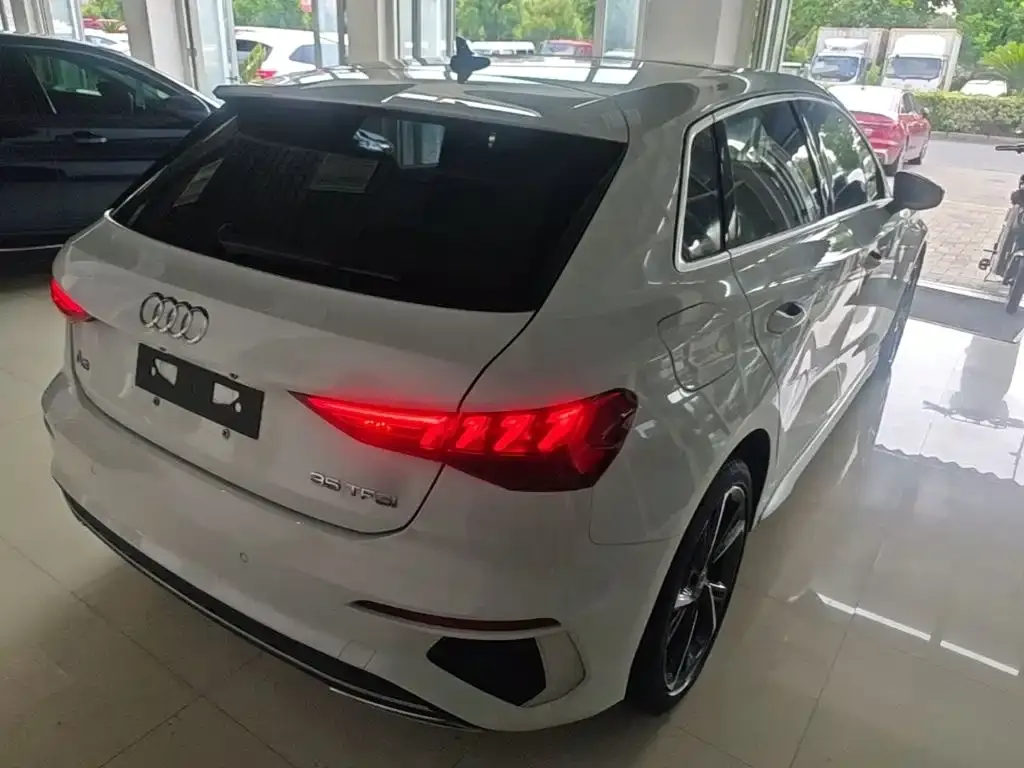 Audi A3 — фото 10