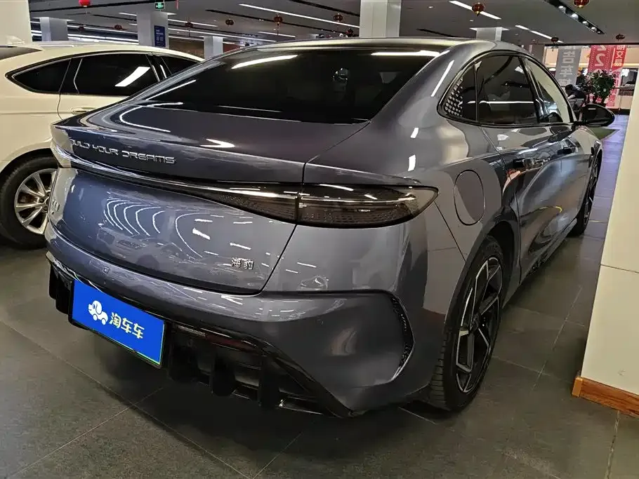 BYD Seal — фото 9