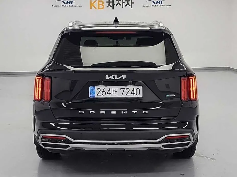 Kia Sorento — фото 6