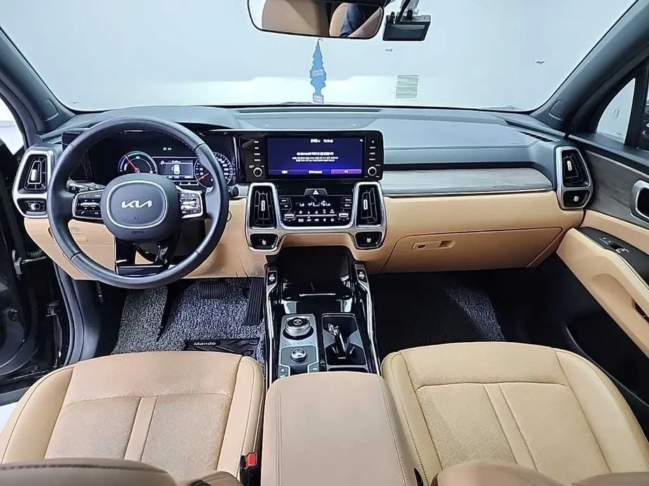 Kia Sorento — фото 7