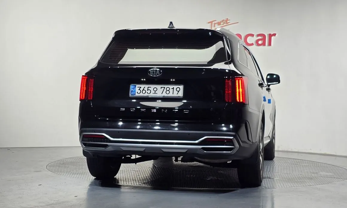 Kia Sorento — фото 3