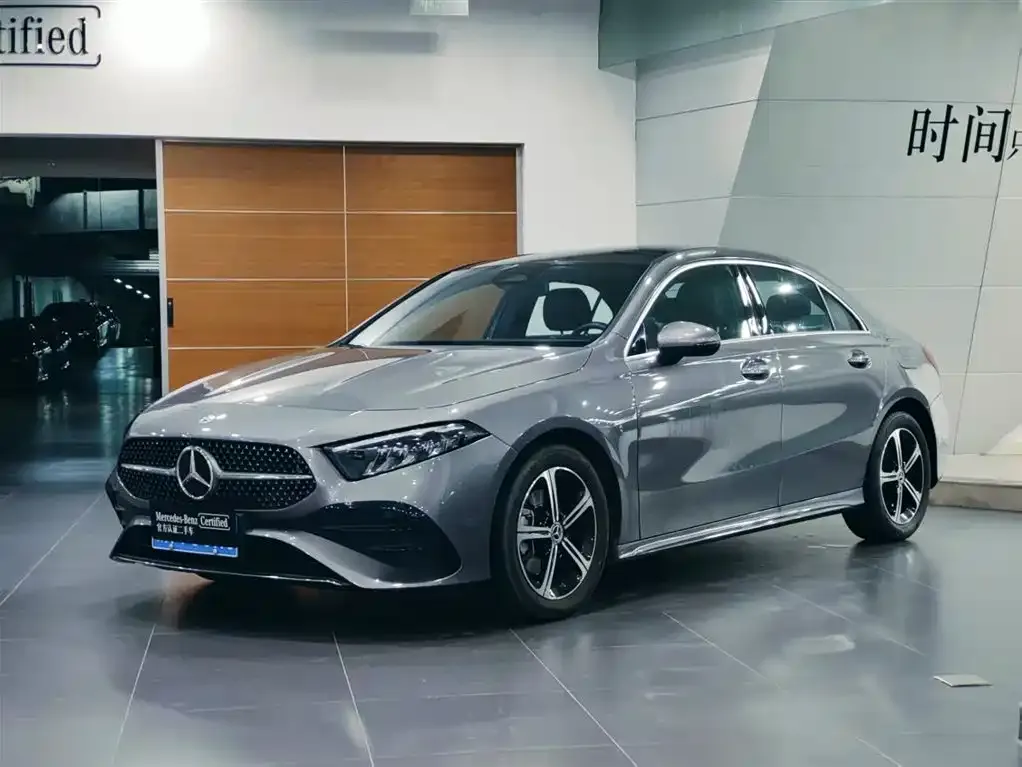 Mercedes-Benz A-Class — фото 1
