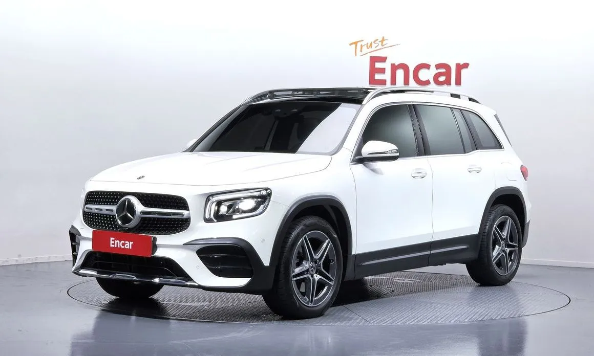 Mercedes-Benz GLB-Class — фото 1