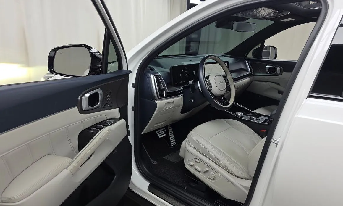 Kia Sorento — фото 10