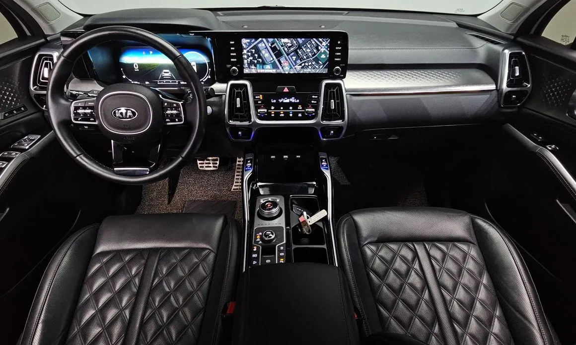 Kia Sorento — фото 6