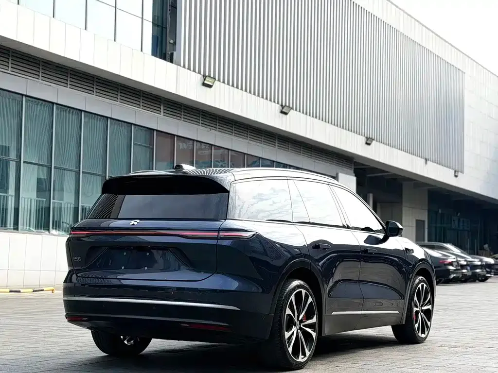 NIO ES8 — фото 4