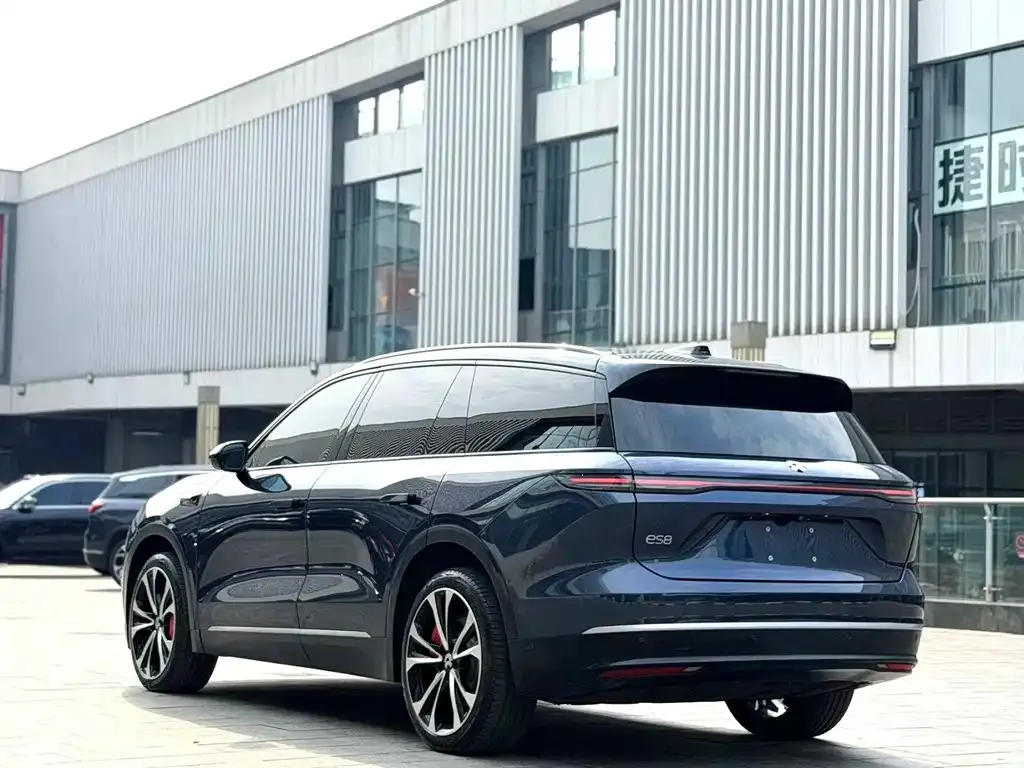NIO ES8 — фото 3