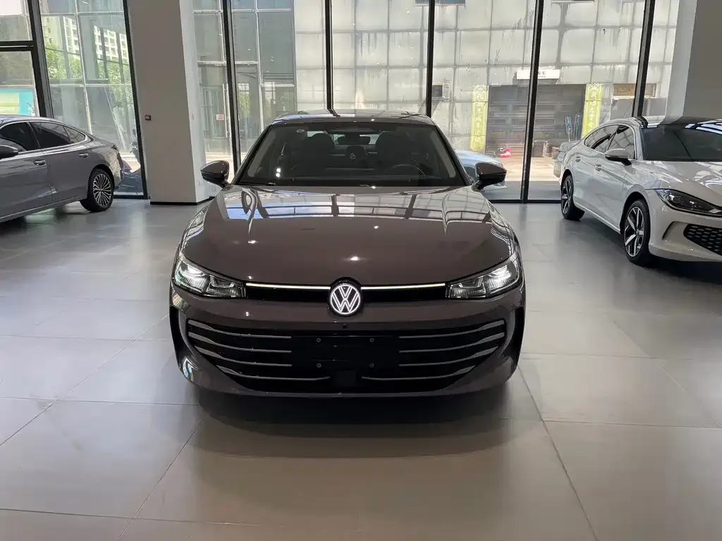 Volkswagen Passat — фото 5