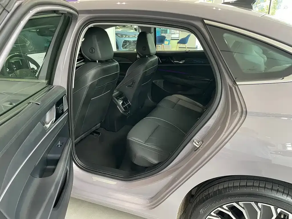 Volkswagen Passat — фото 3