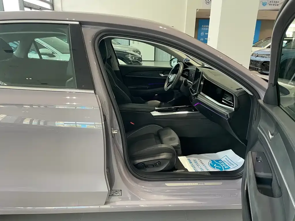 Volkswagen Passat — фото 4