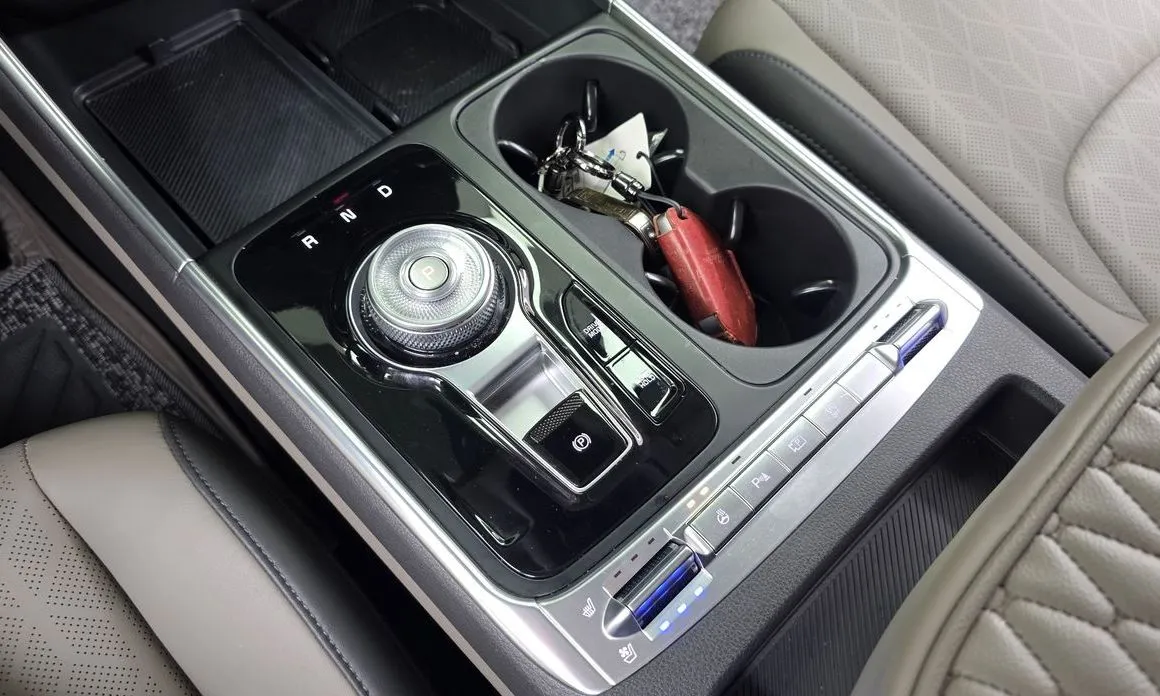 Kia Carnival — фото 10