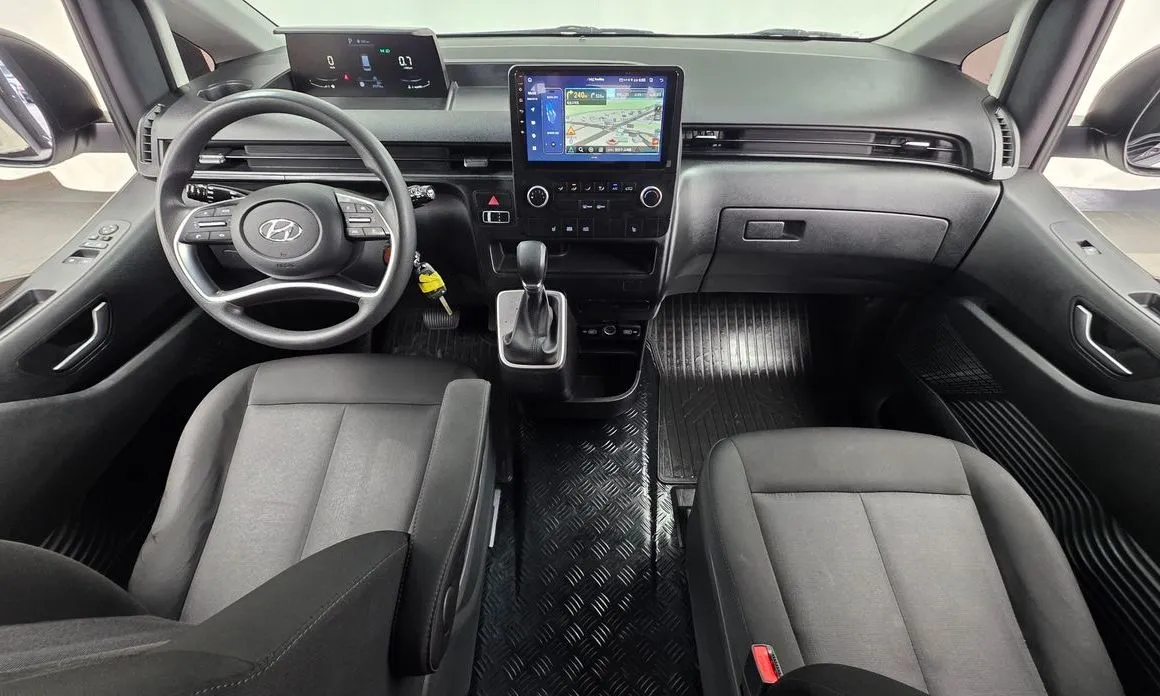 Hyundai Staria — фото 3