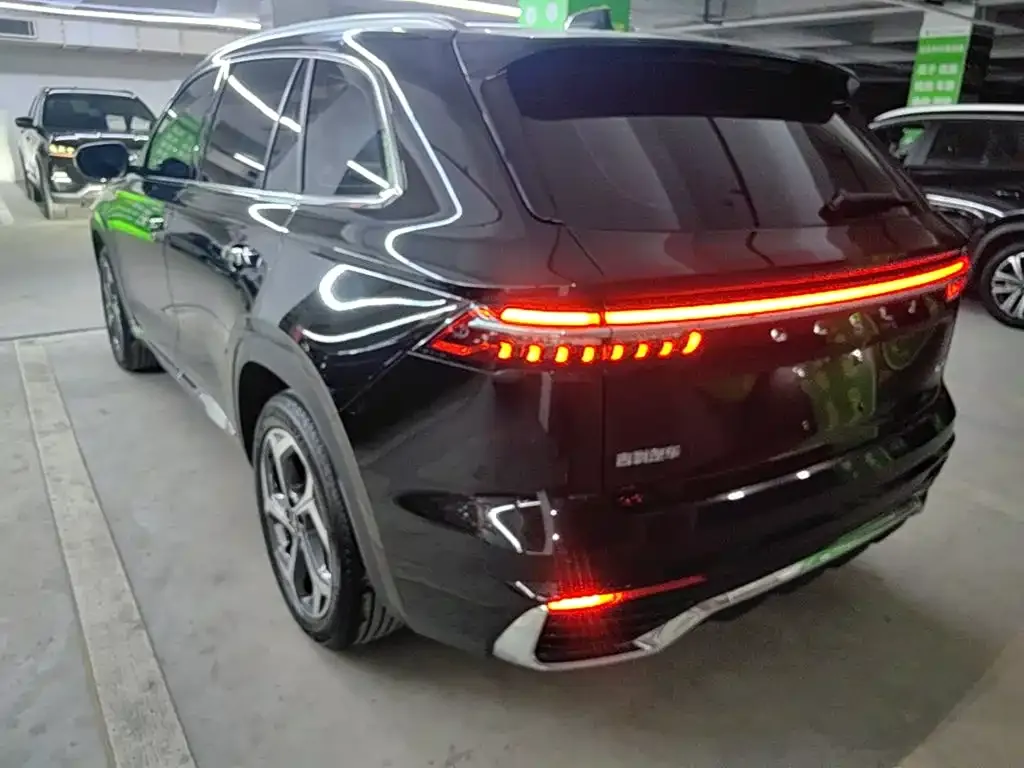 Geely Xingyue L — фото 7