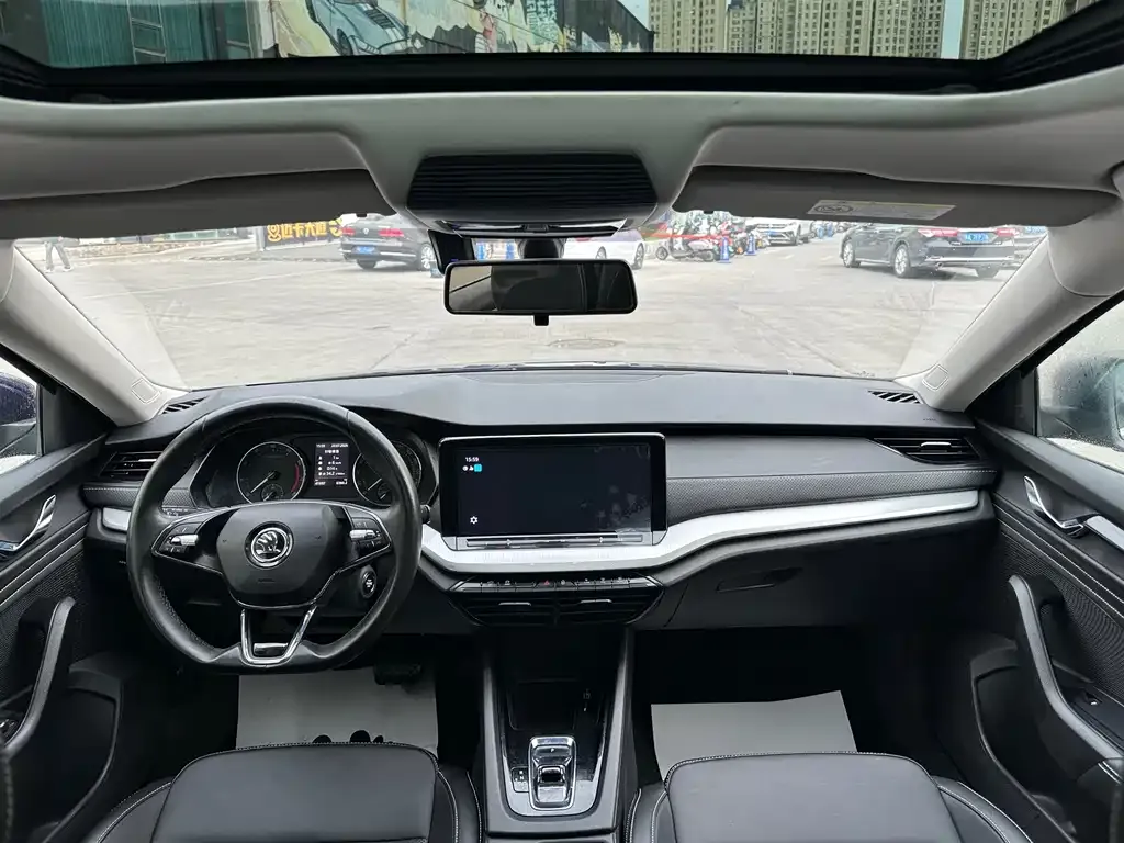 Skoda Octavia — фото 7