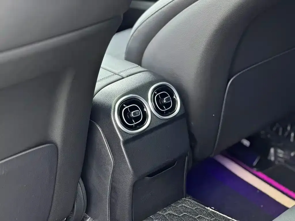 Mercedes-Benz C-Class New Energy — фото 8