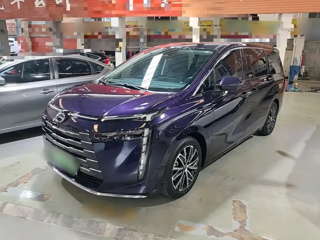 GAC Motor 传祺E8 PHEV — фото 1