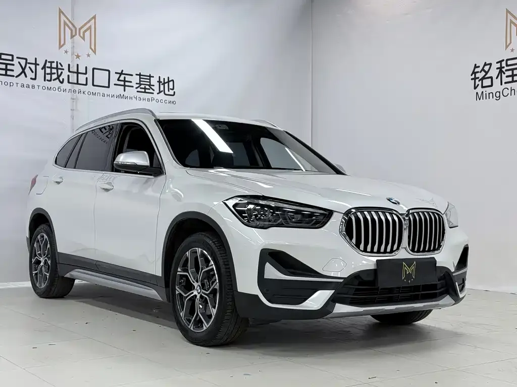 BMW X1 — фото 9