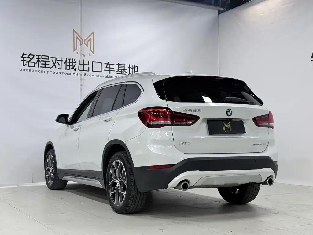 BMW X1 — фото 3