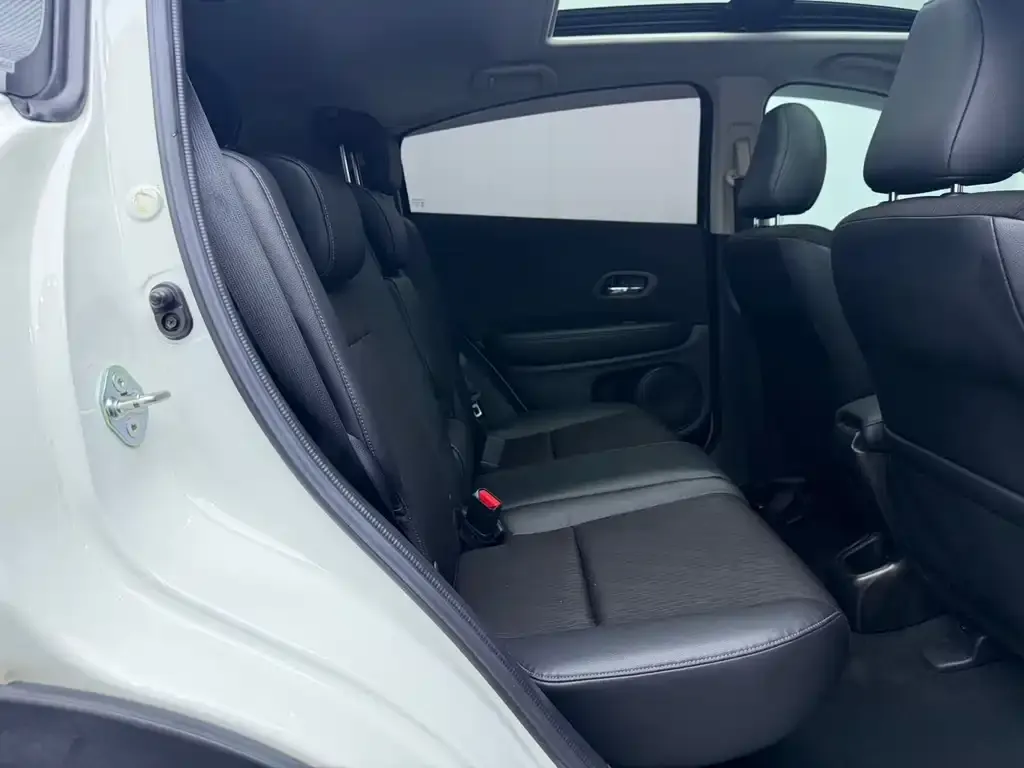 Honda Vezel 2022 из CN, фото 3