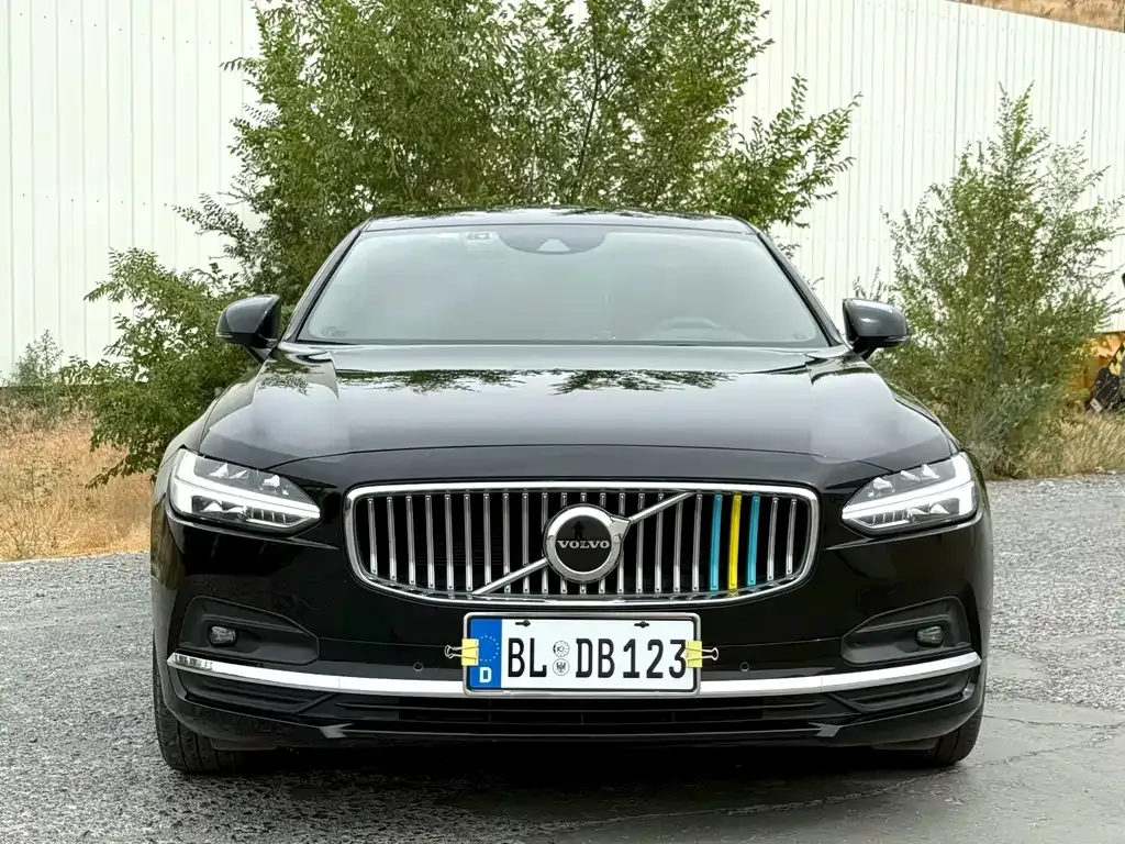 Volvo S90 — фото 4