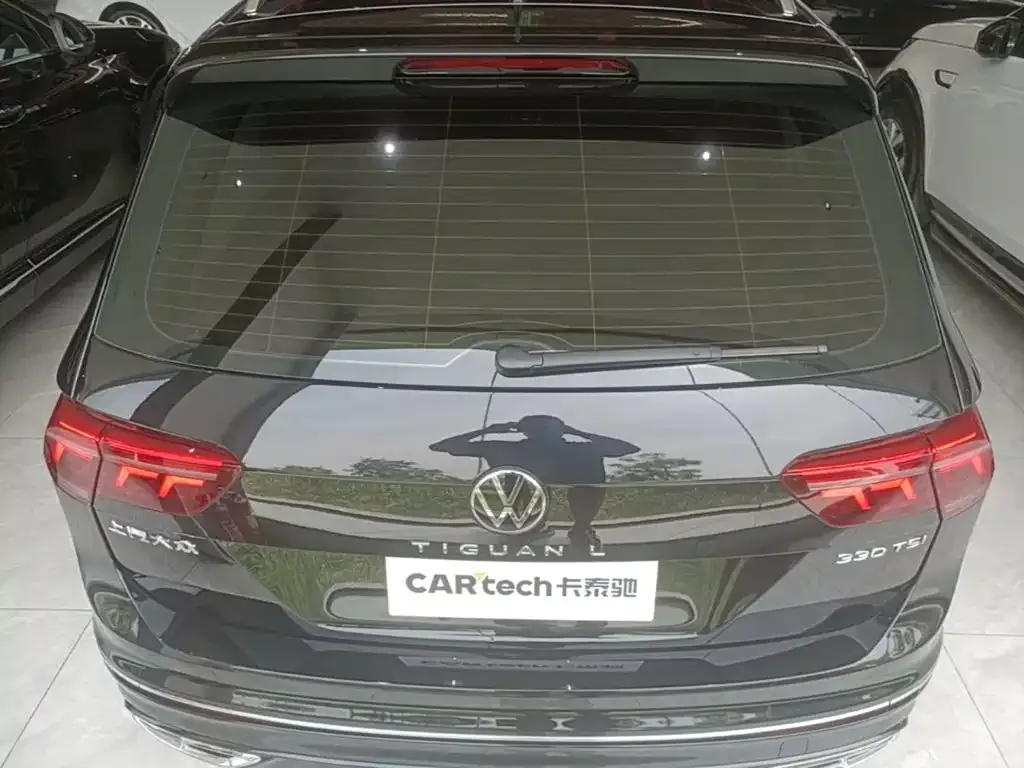 Volkswagen Tiguan L — фото 8