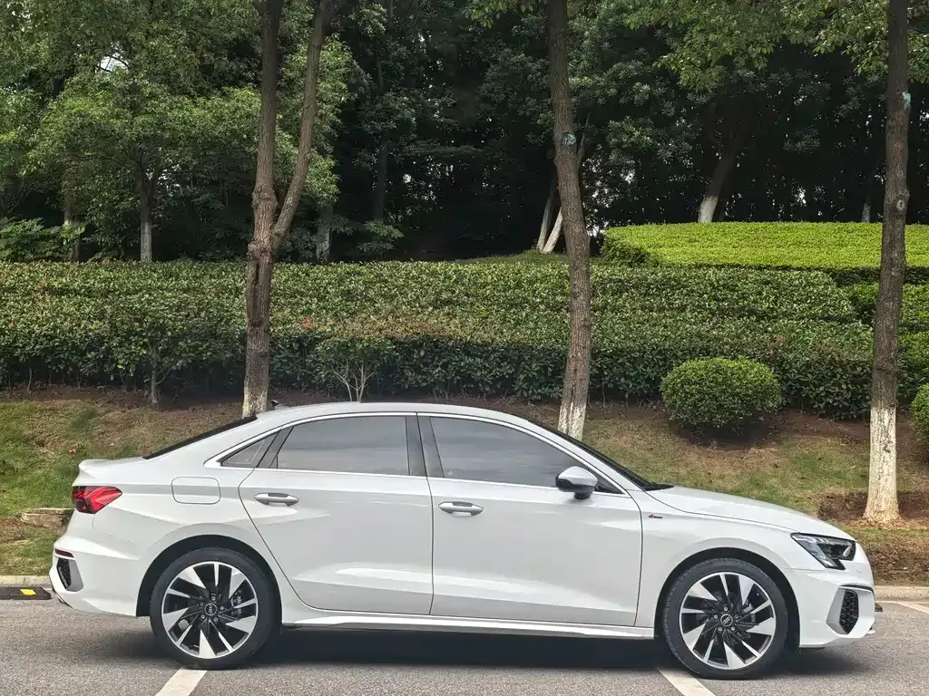 Audi A3 — фото 7
