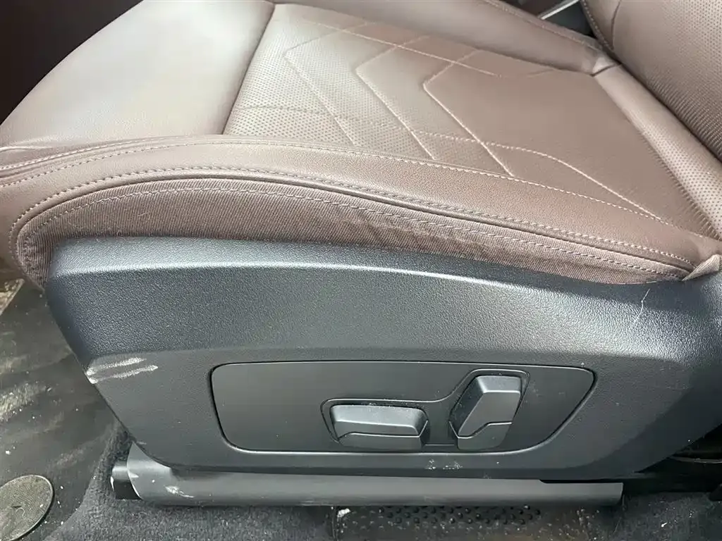 BMW X1 — фото 10