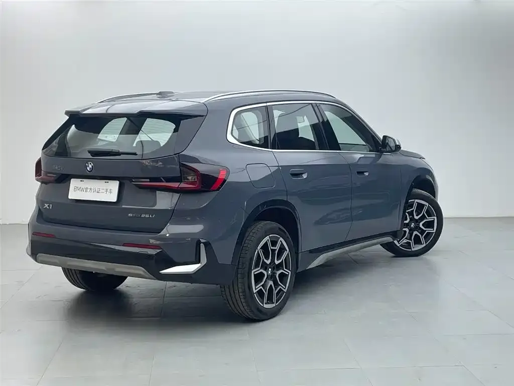 BMW X1 — фото 2