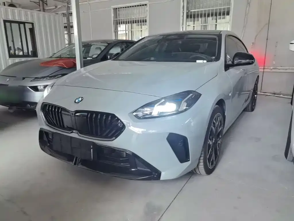 BMW 2 Series — фото 1