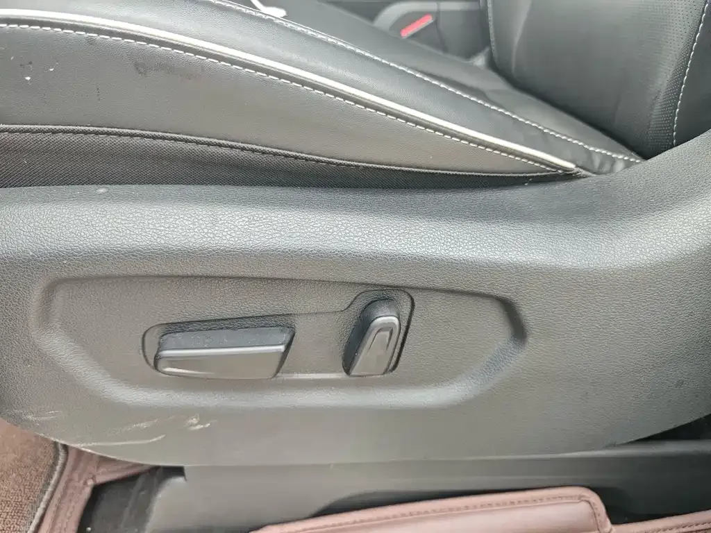 Hyundai Custo — фото 6