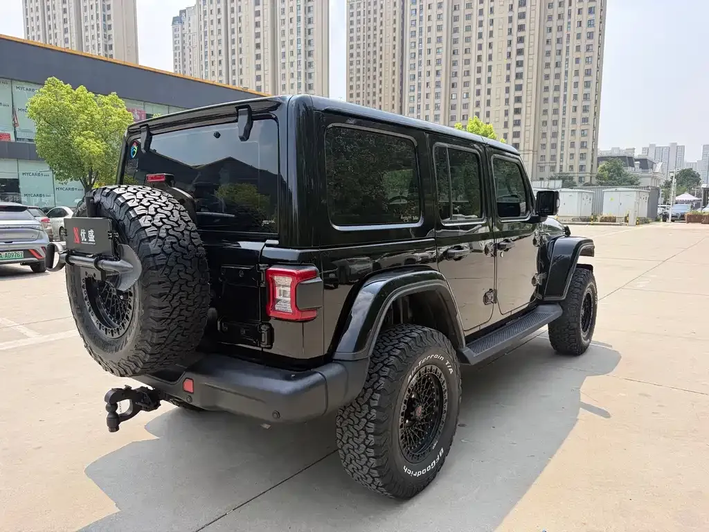 Jeep Wrangler 2022 из CN, фото 8