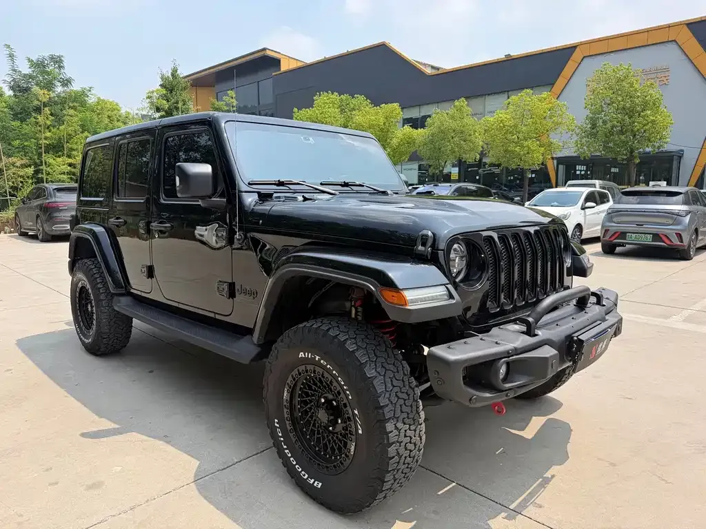 Jeep Wrangler 2022 из CN, фото 4