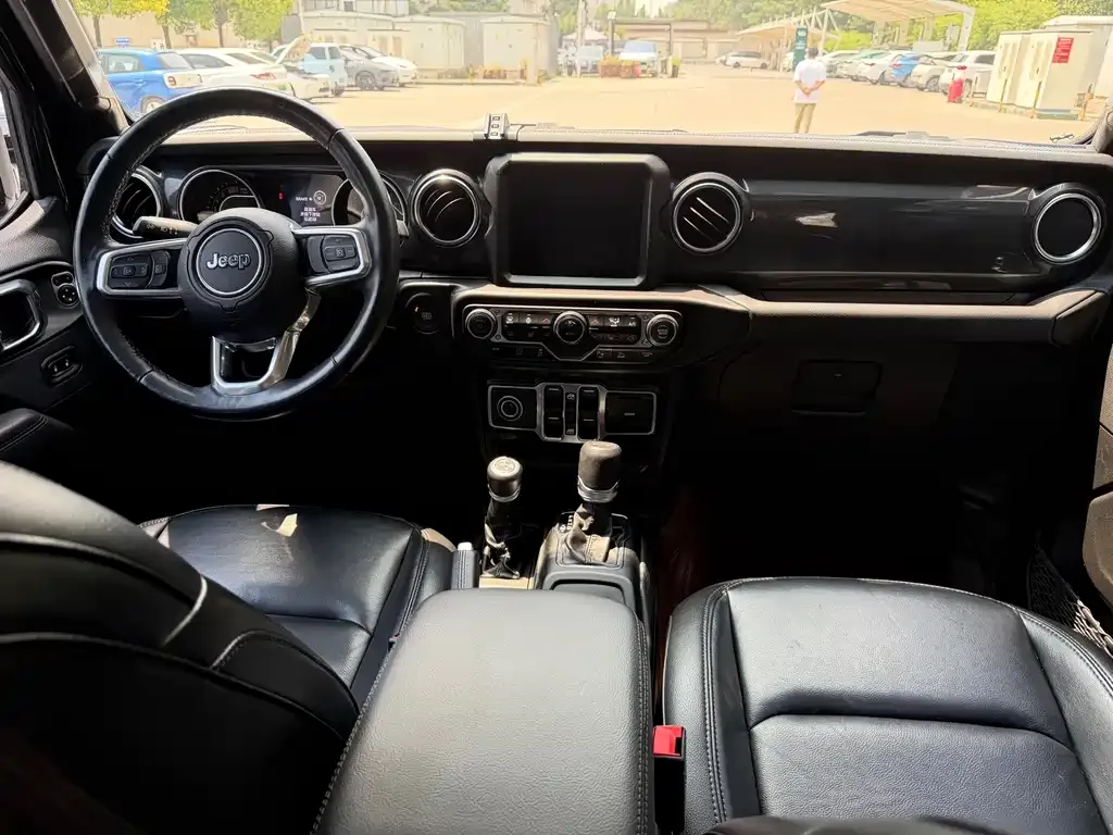Jeep Wrangler 2022 из CN, фото 3