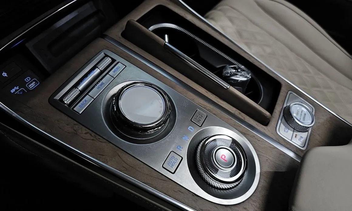 Genesis GV80 — фото 3