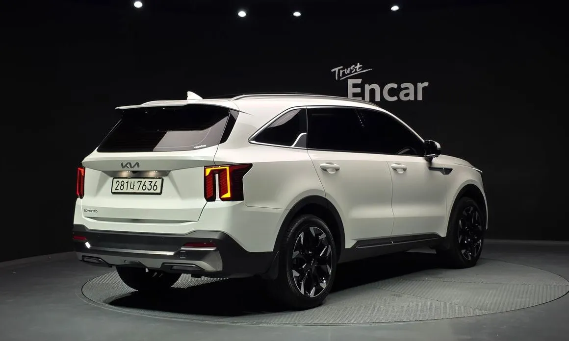 Kia Sorento — фото 4