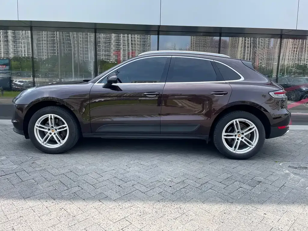 Porsche Macan — фото 5