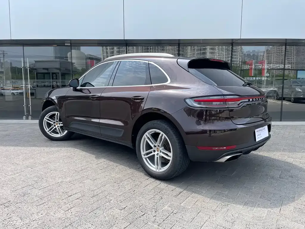 Porsche Macan — фото 8