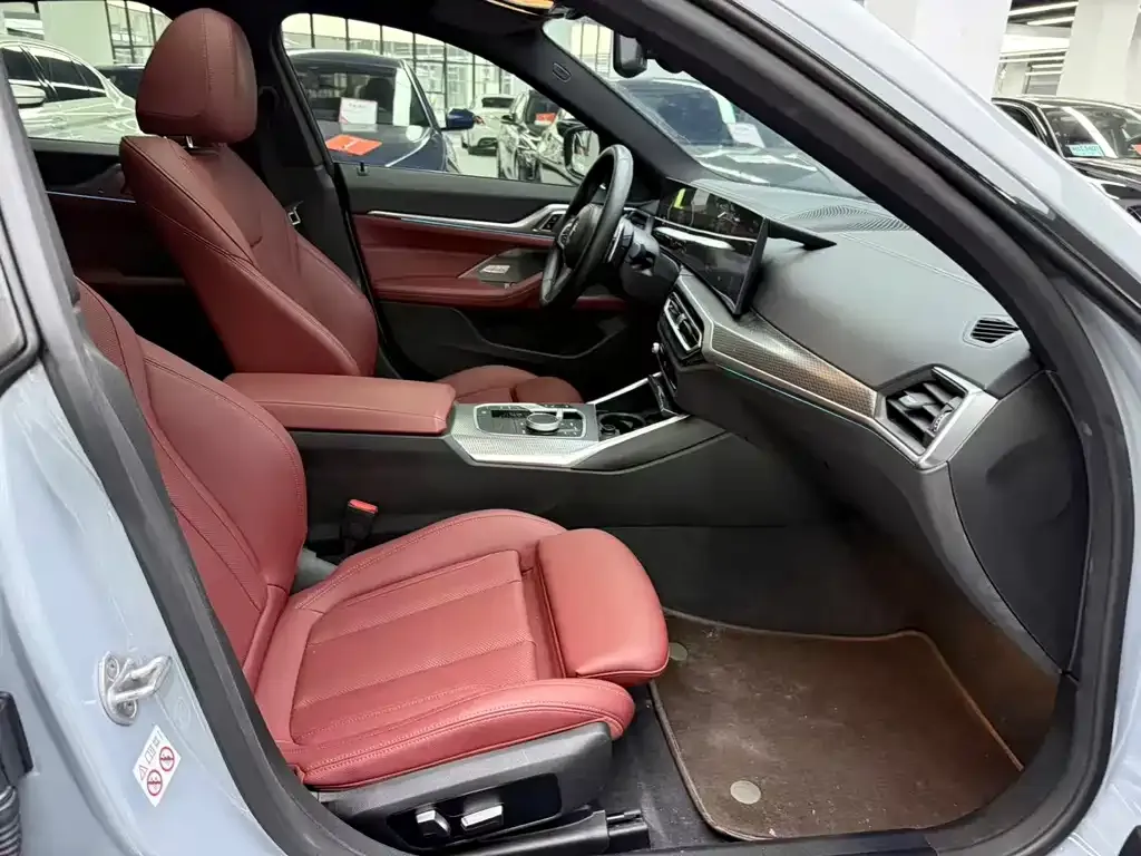 BMW 4 Series 2023 из CN, фото 3