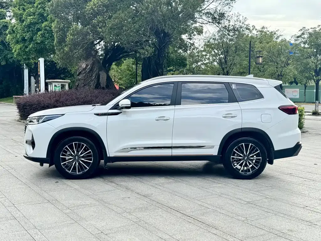 Chery Tiggo 8 PRO — фото 8