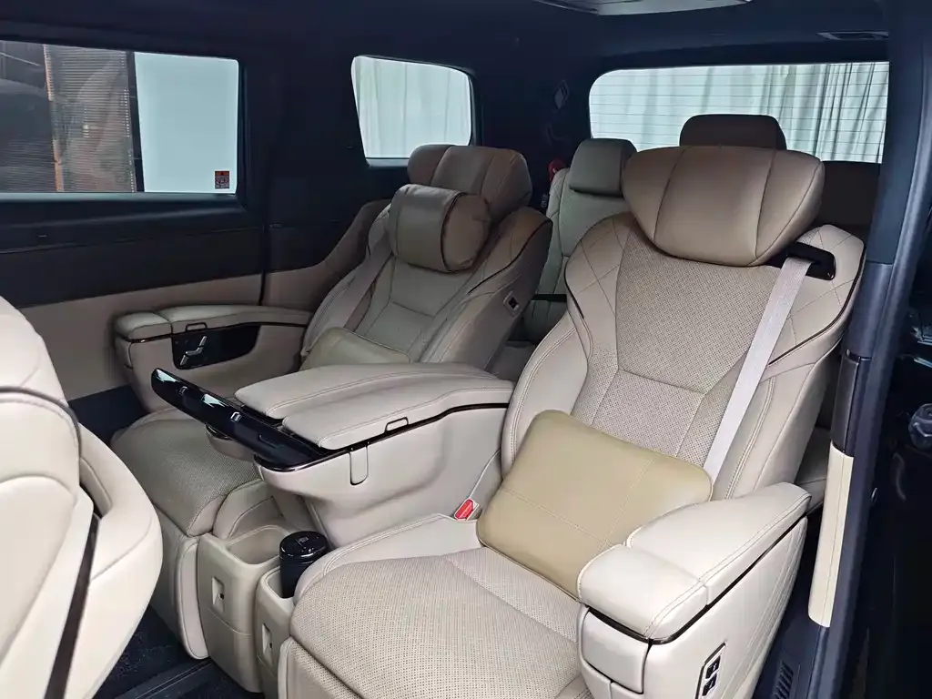 Toyota Vellfire — фото 8