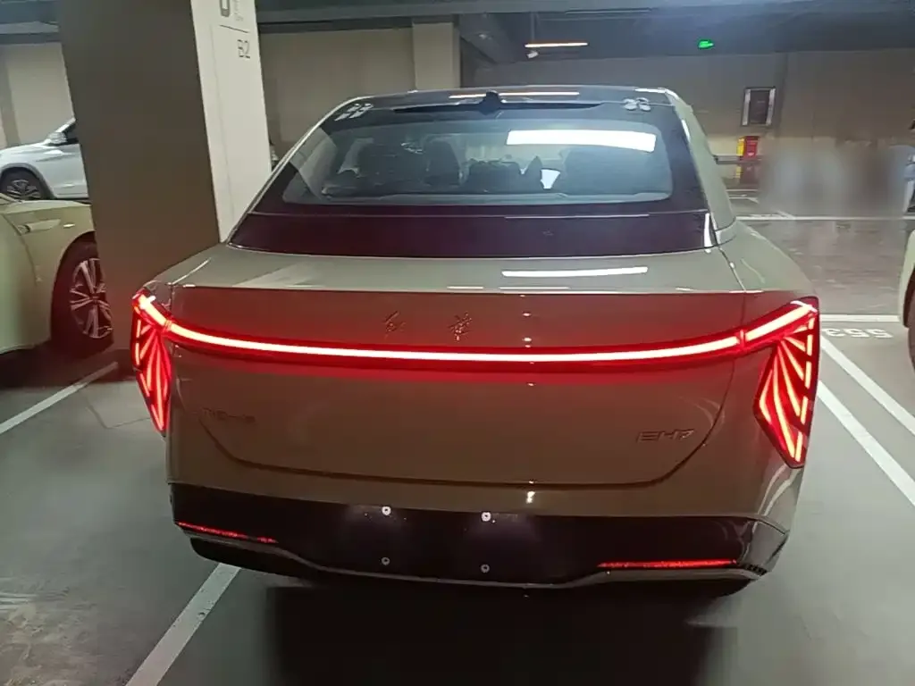 Hongqi EH7 2026 из CN, фото 3