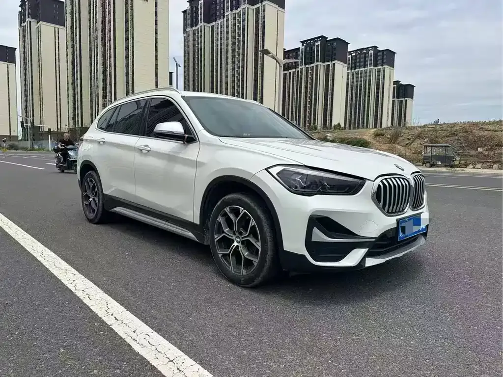 BMW X1 — фото 6
