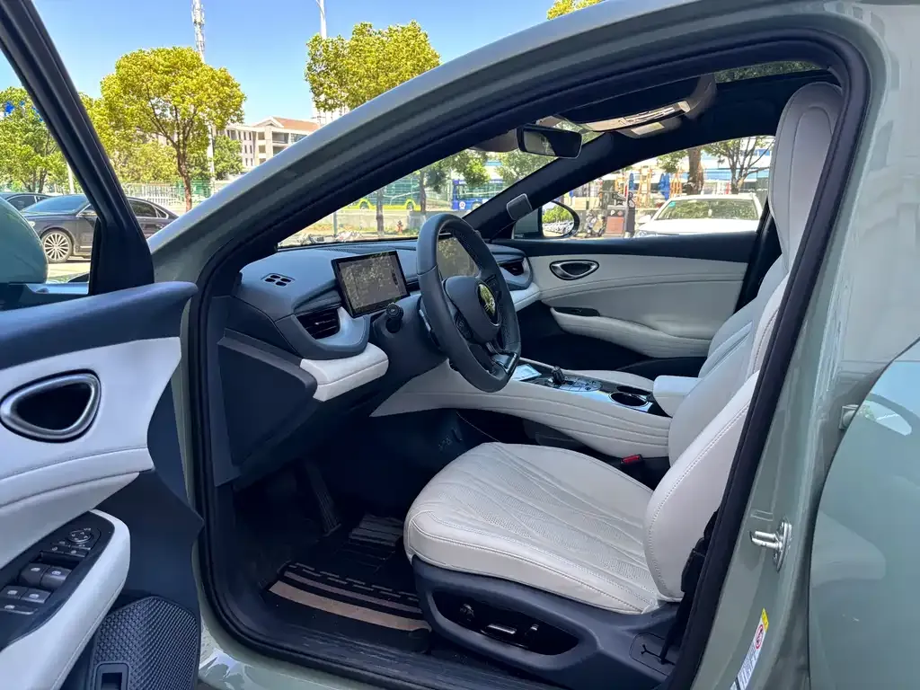 BYD Seal 06GT — фото 3