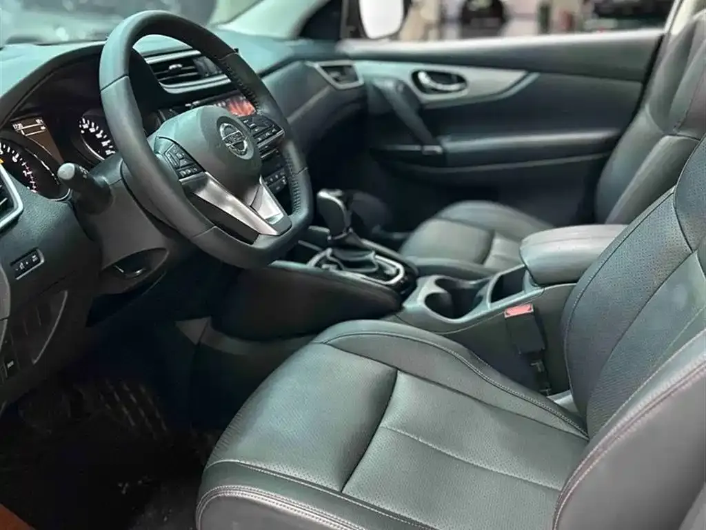 Nissan Qashqai — фото 5